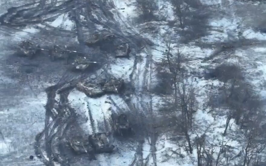 Ukraina: po patirtos nesėkmės okupantai atsisako pulti