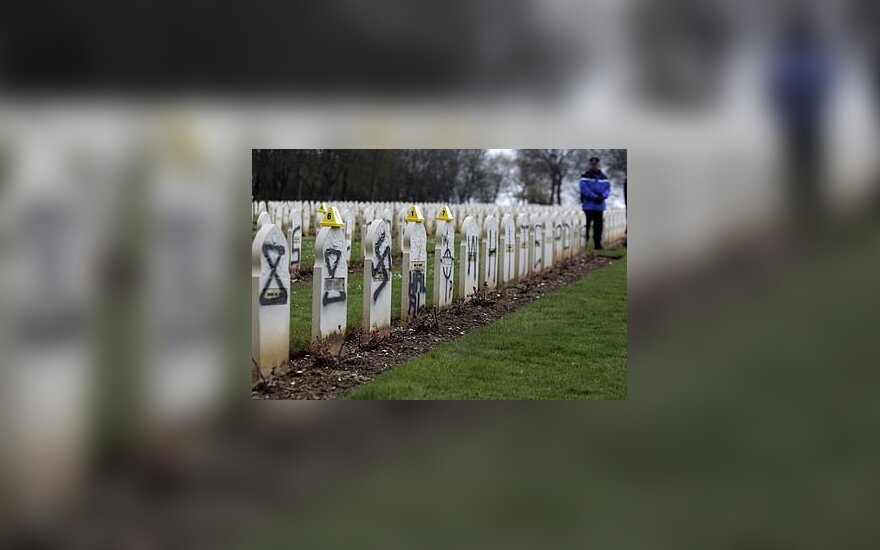 Išniekintos musulmonų kapinės Prancūzijoje