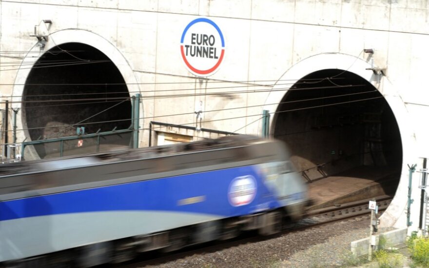 Dėl elektros gedimo Eurotunelyje sustabdytas traukinių eismas