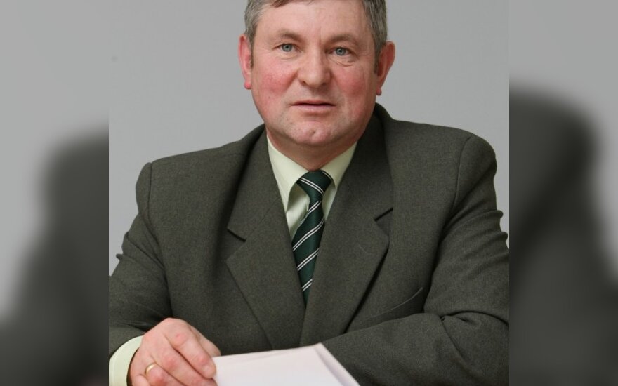 Nuteistas buvęs Panevėžio rajono savivaldybės administracijos karo prievolės vyriausiasis specialistas Vitalijus Kudinavičius. 