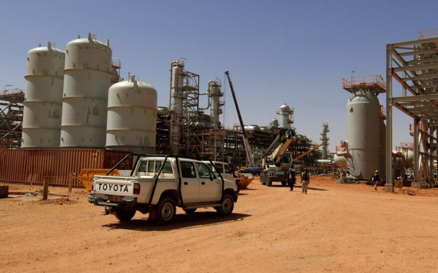 Islamistai Alžyre paėmė užsieniečius įkaitais dujų verslovėje
