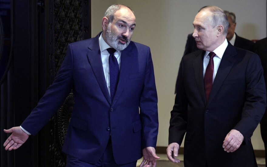 Nikolas Pašinianas, Vladimiras Putinas