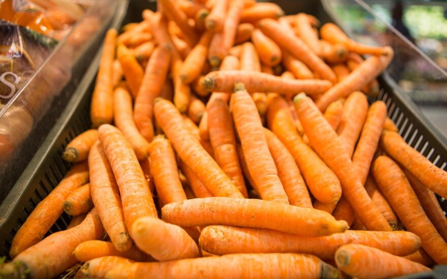 Taivane sulaikytas 300 tonų morkų sukaupęs „spekuliantas“