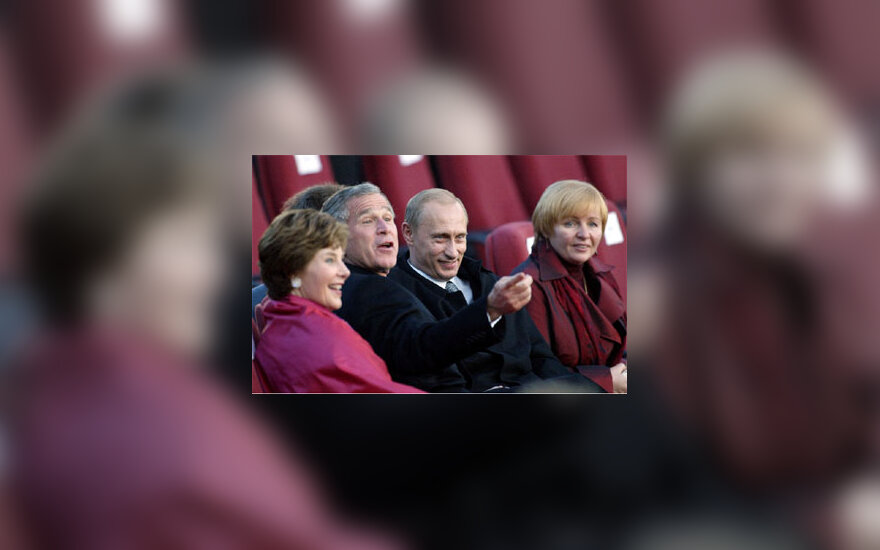 G. W.  Bush ir V. Putin su žmonomis