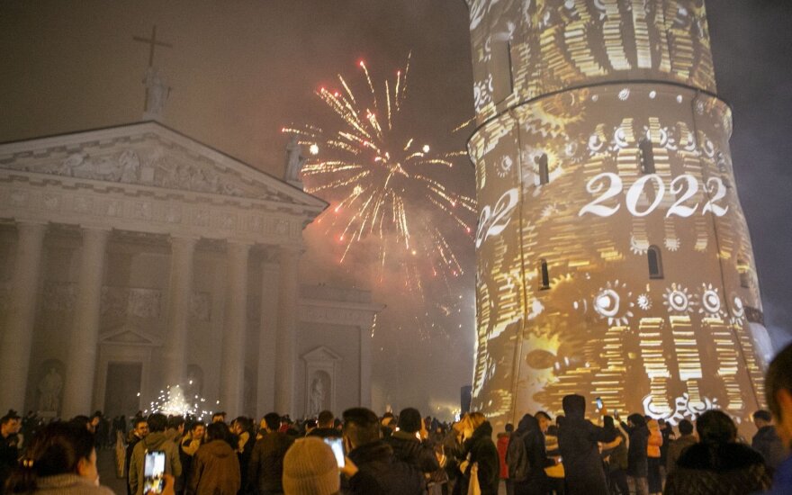Jaukus Naujųjų metų vakaras: taupios idėjos norintiems šventės, bet ne išlaidų