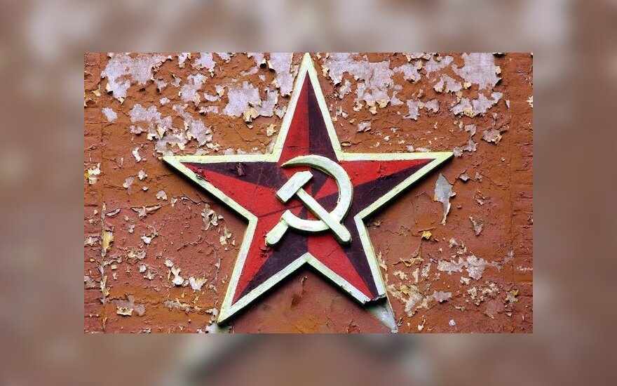 Karių kapinėse – įstatymais uždrausta sovietinė simbolika