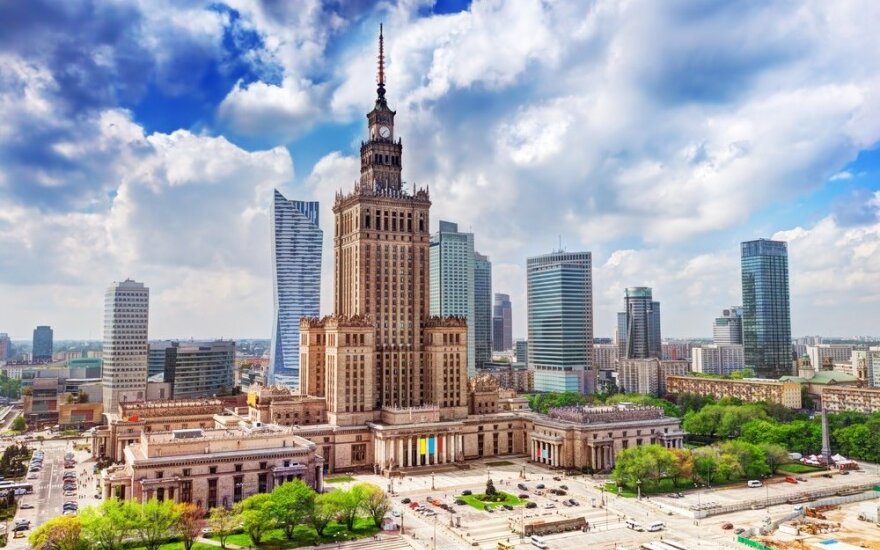 Lenkijos teisėjai apkaltino vyriausybę politizuojant teisėtvarką