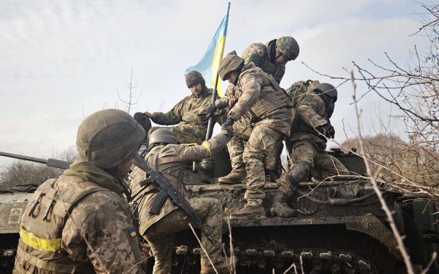 JAV atsargos generolas: Amerika turi parengusi sprendimą – karas Ukrainoje pasikeistų akimirksniu