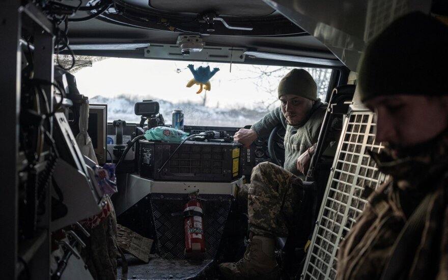Lithuanian volunteer who was wounded in Ukraine has been moved to a hospital in Lithuania
