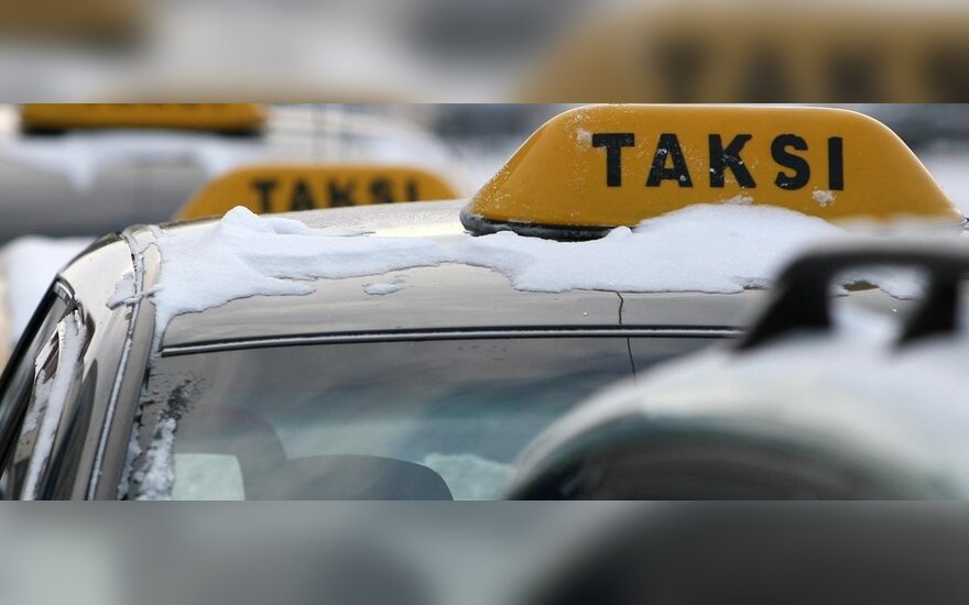Sostinės galvosopis – taksistai nelegalai