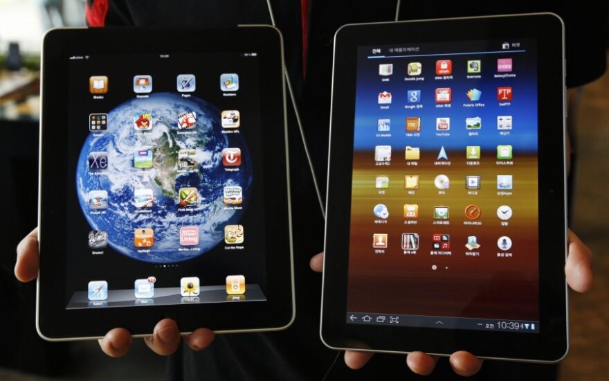 "Apple iPad" ir "Samsung Galaxy Tab 10.1" planšetiniai kompiuteriai