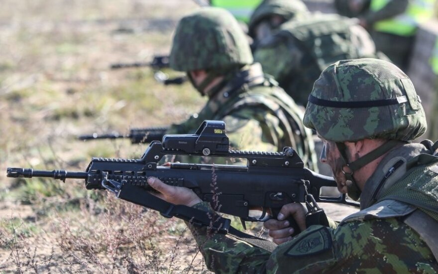 Tarptautiniai inspektoriai tikrins Lietuvos ginkluotę
