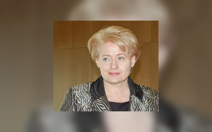 D.Grybauskaitės populiarumas krito beveik 8 proc., rodo tyrimas
