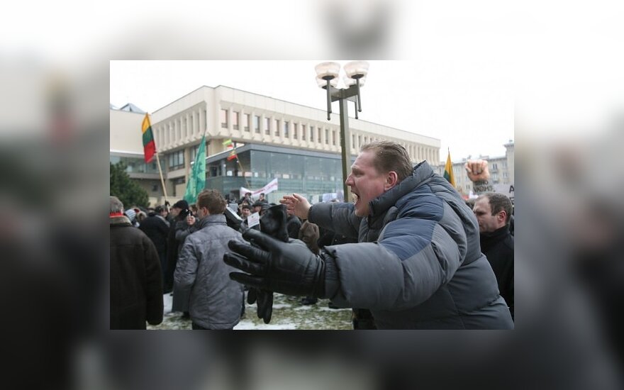 Profsąjungų lyderiai išteisinti dėl riaušių prie Seimo