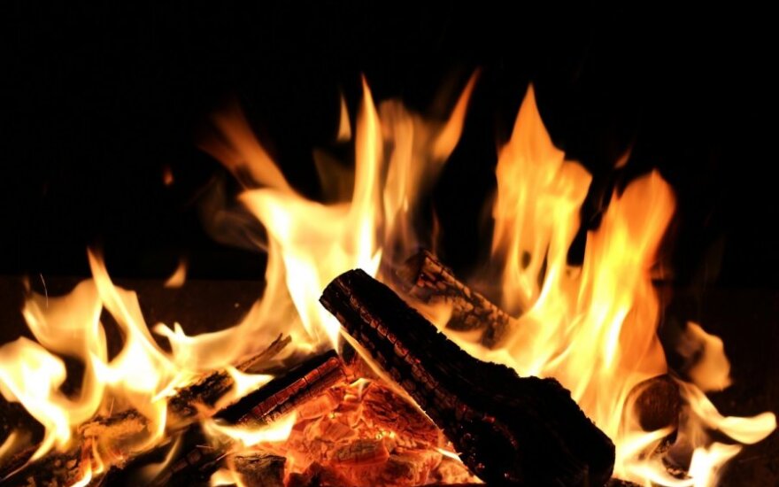 Mažamečiai dviejose Kauno įmonėse sukėlė gaisrus, atsakyti teks tėvams