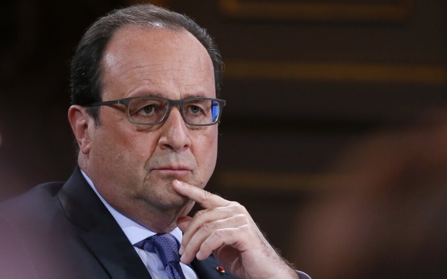 F. Hollande'as: Prancūzija išardė teroristų kuopelę ir išvengė atakos