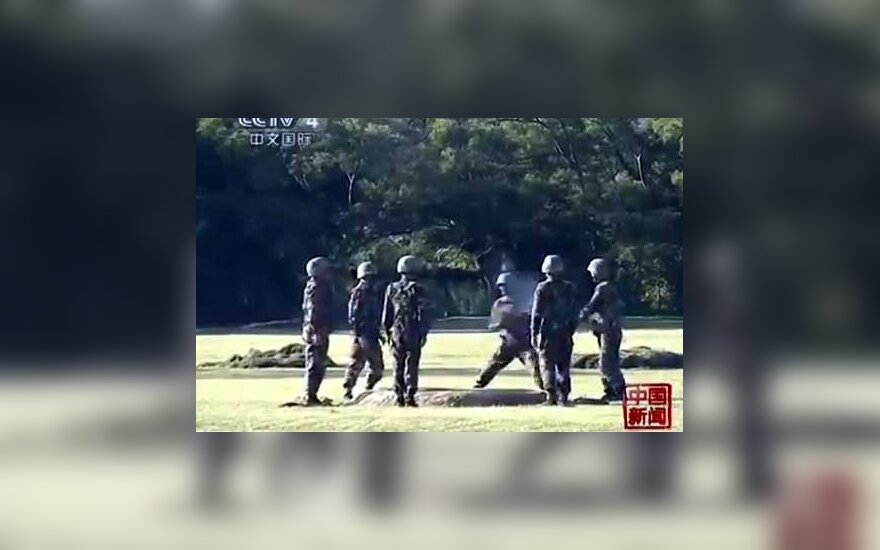 Kinijos kariuomenėje žaidžiamas mirtinas žaidimas – perduok sprogmenis