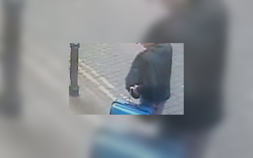 Britų policija: saugokitės lagamino, su kuriuo buvo pastebėtas Mančesterio teroristas