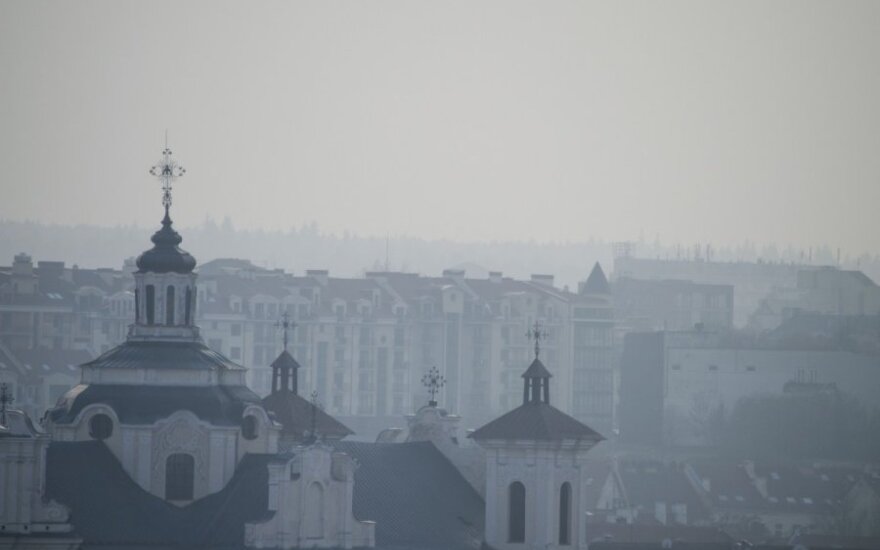 Oro tarša vėl auga: miestai, kur lauke užsibūti nerekomenduojama