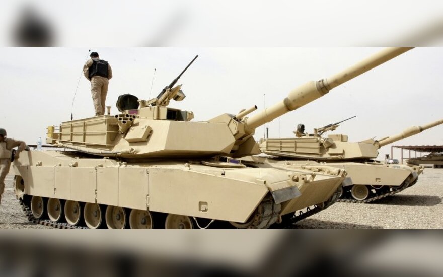 Amerikiečių tankai „Abrams“ - jau Rukloje