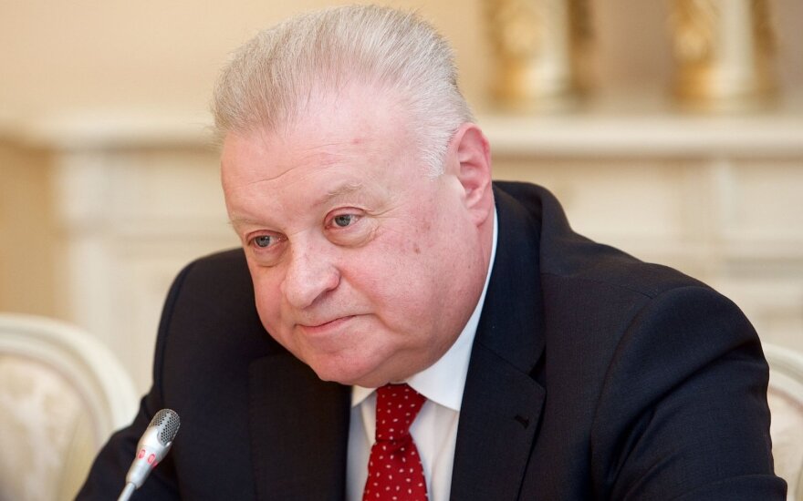 Rusijos ambasadorius: reikėtų atsisakyti globėjiško tono ir įžeidžiamų kaltinimų