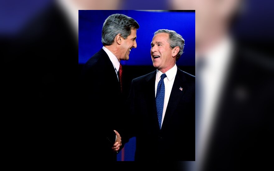 G.Busho ir J.Kerry debatai