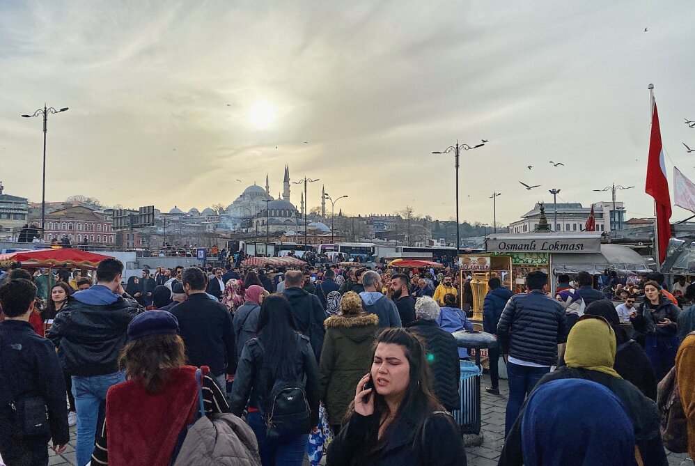 Turkijoje įsižiebė viltis, kad slūgsta infliacija