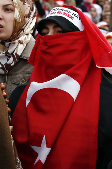Radikalios turkės protestuoja Stambule