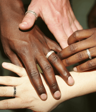 Krikščioniškosios sidabrinio žiedo bendrijos nariai