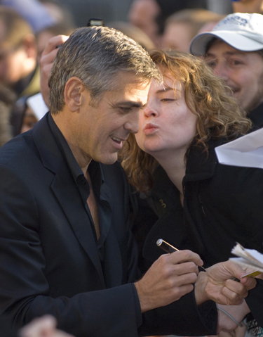 George Clooney su gerbėjais