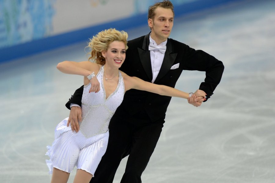 Ice skater Tobias to lose Lithuanian citizenship after becoming Israeli