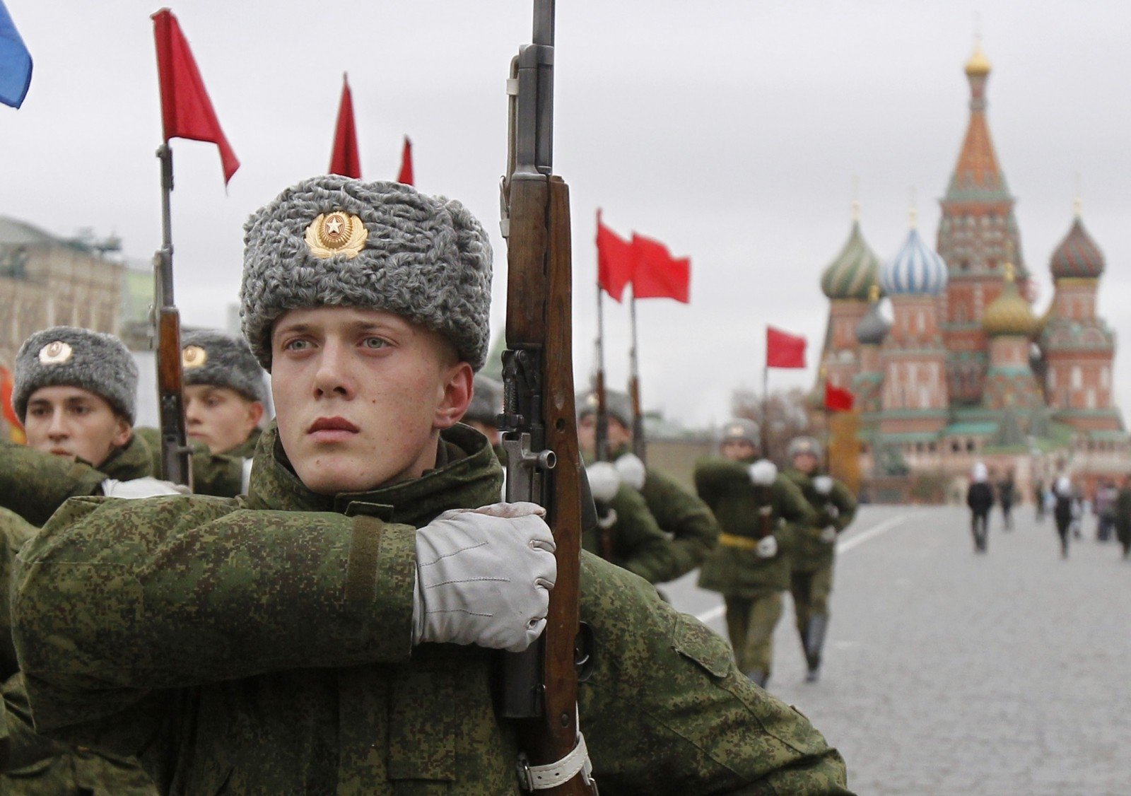 Российские гордый. Русский солдат. Russian Soldier. Russia Soldier. Russians.