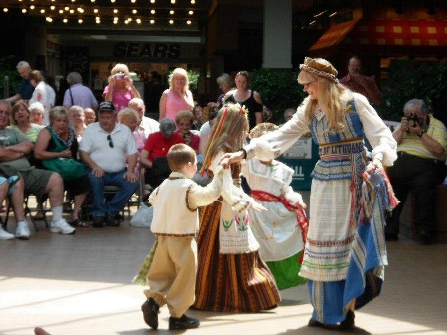 Lithuanian Days, longest consecutive ethnic festival in US, starting in  Pennsylvania 