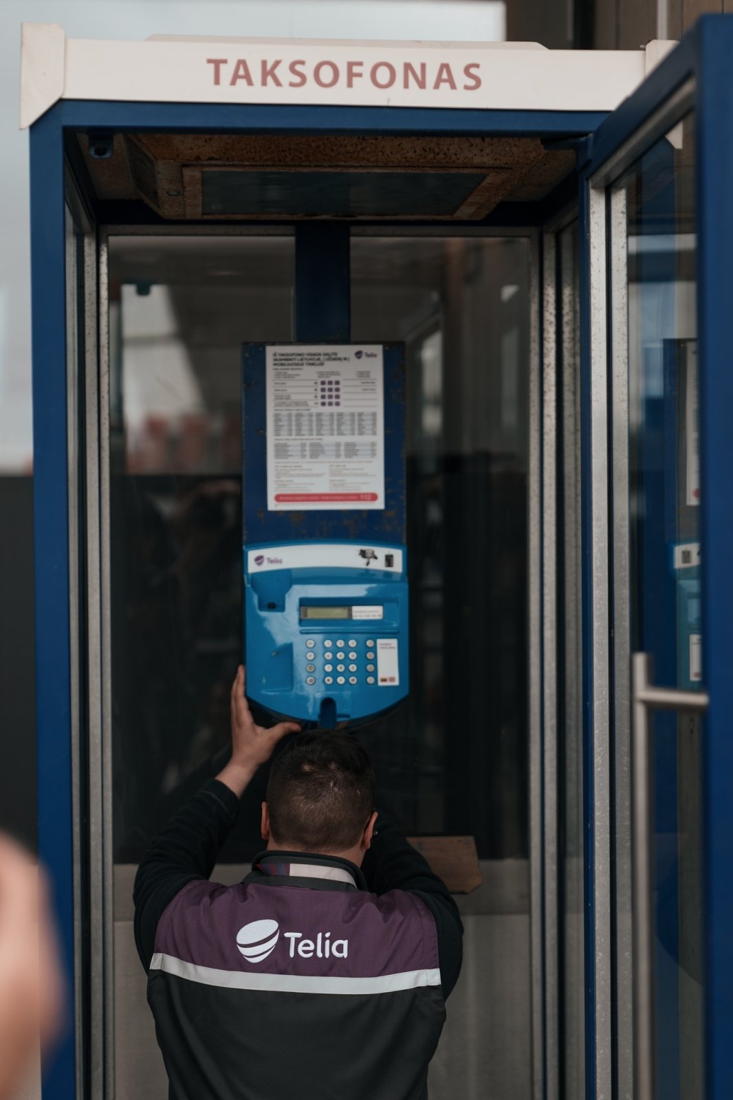 Gdzie i jak zostaną zrewitalizowane stare budki telefoniczne – „Telia” wyłoniła zwycięzców konkursu