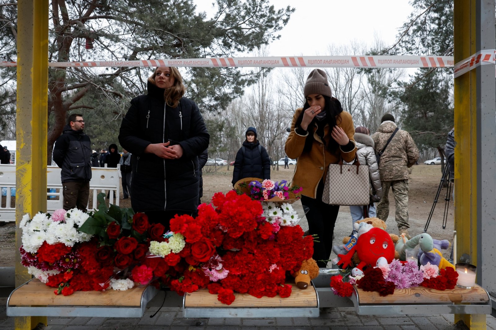 Шевчук пролетела и упала на столе