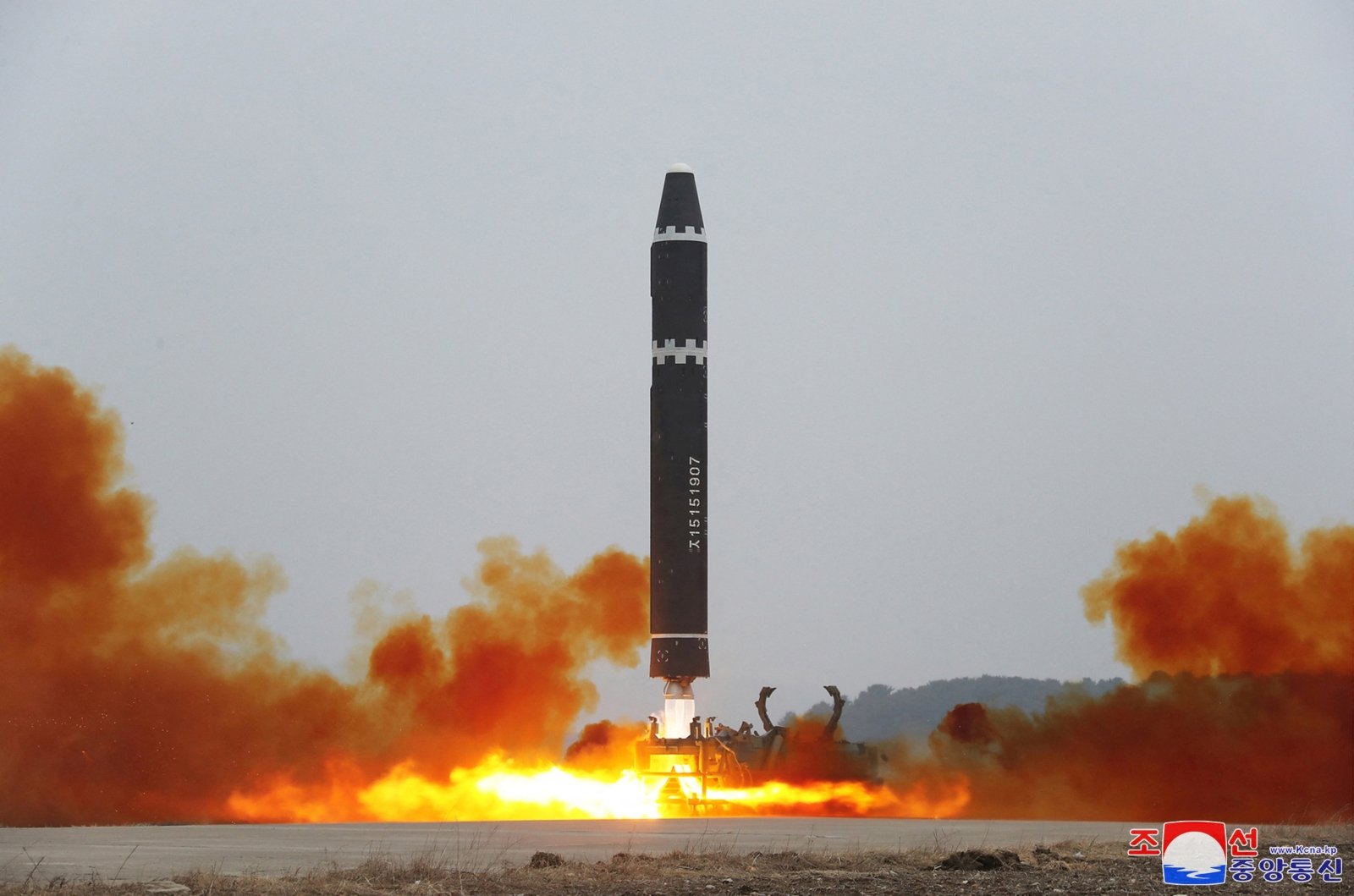 Po Šiaurės Korėjos paleistų raketų Japonija inicijuos skubų JT Saugumo Tarybos posėdį