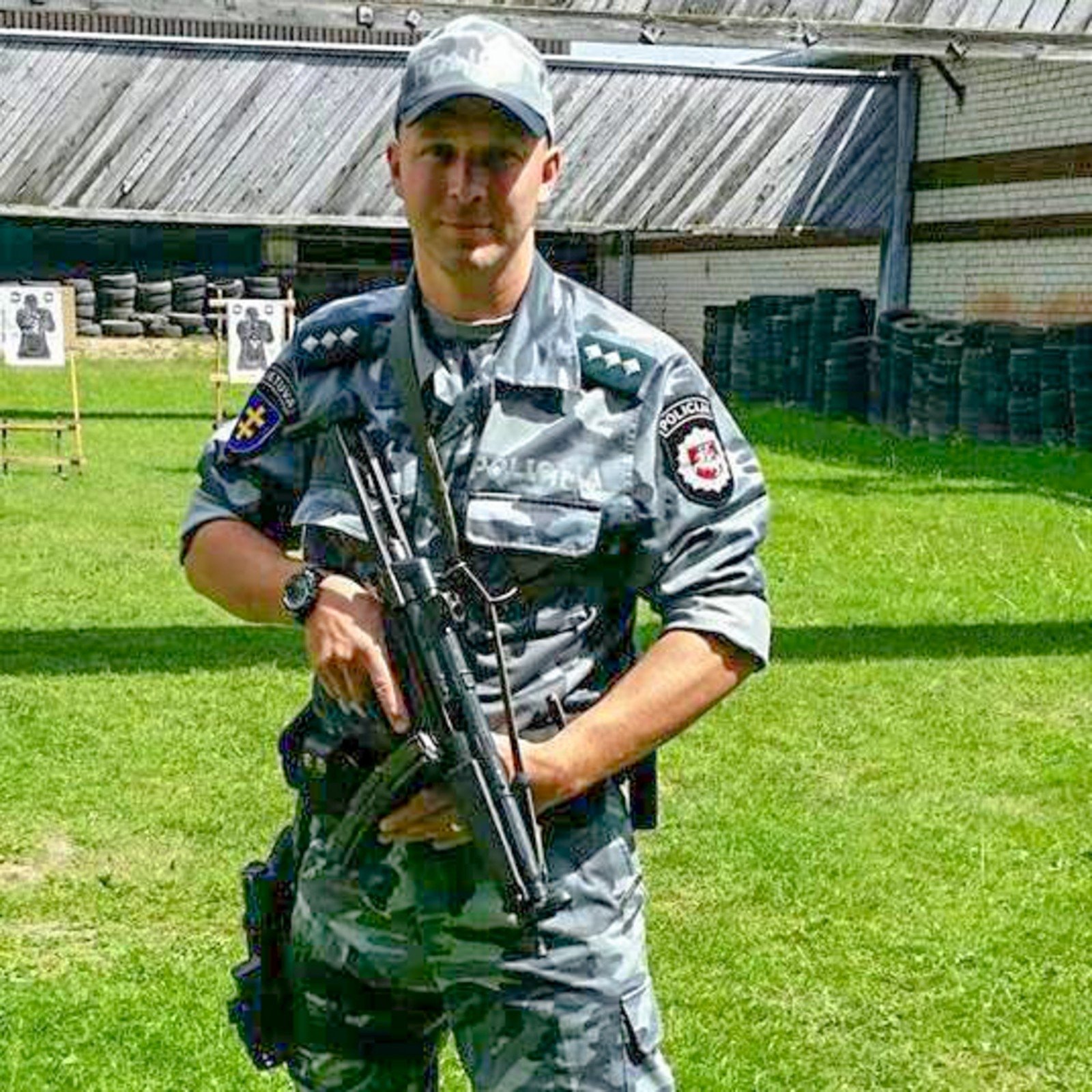 любимый поздравляю защитничек ты мой. поздравление с 23 февраля любимому мужчине. защитничек. форма литовской полиции. юные защитники родины картинки.