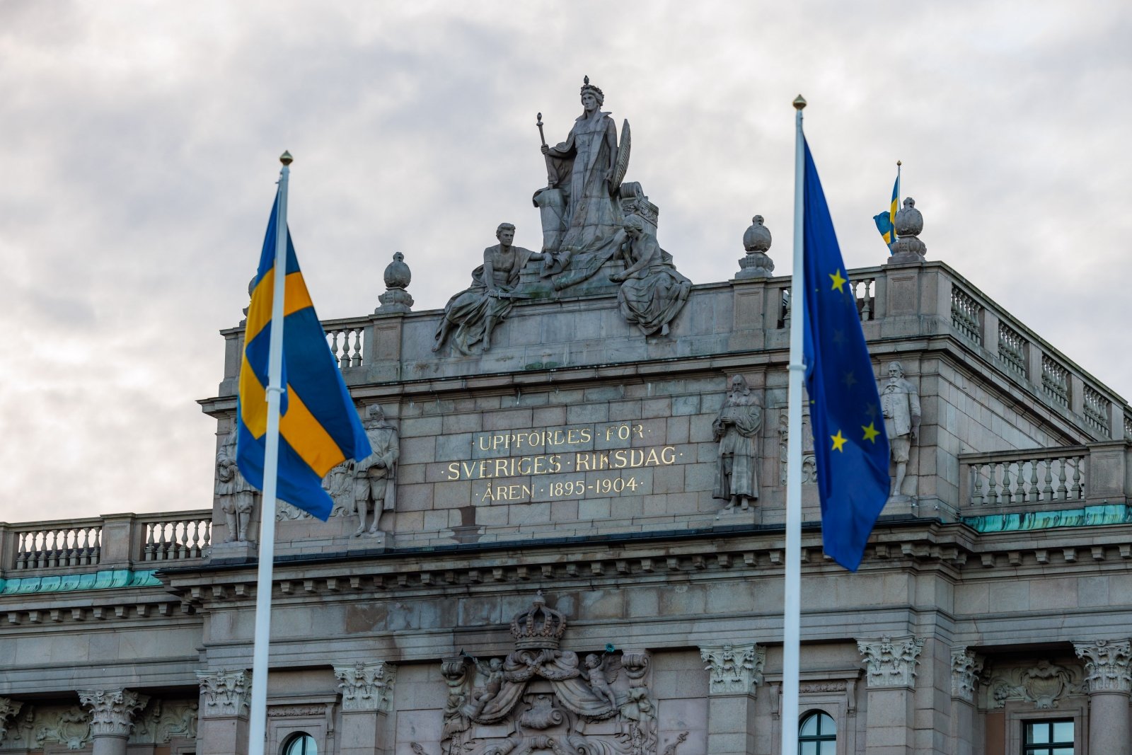 Švedijos parlamentas rengiasi balsuoti dėl narystės NATO