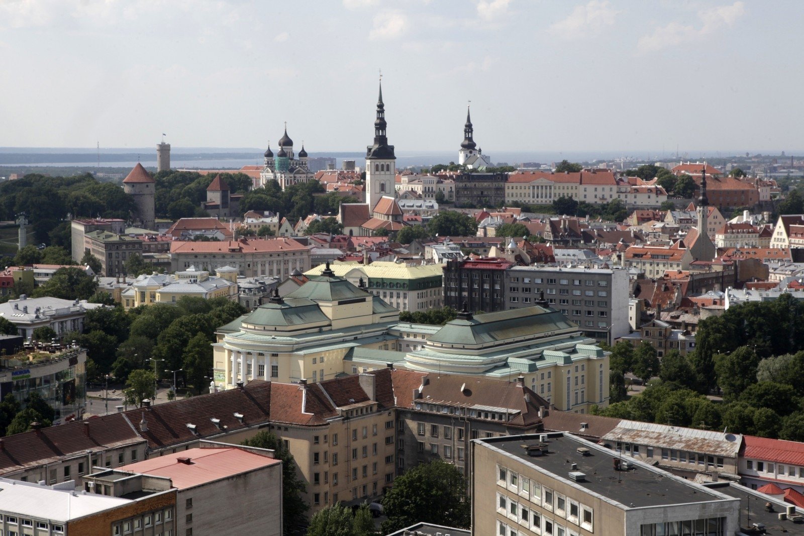Those admiring Estonia are making a mistake: possibilities in Lithuania are  even better 
