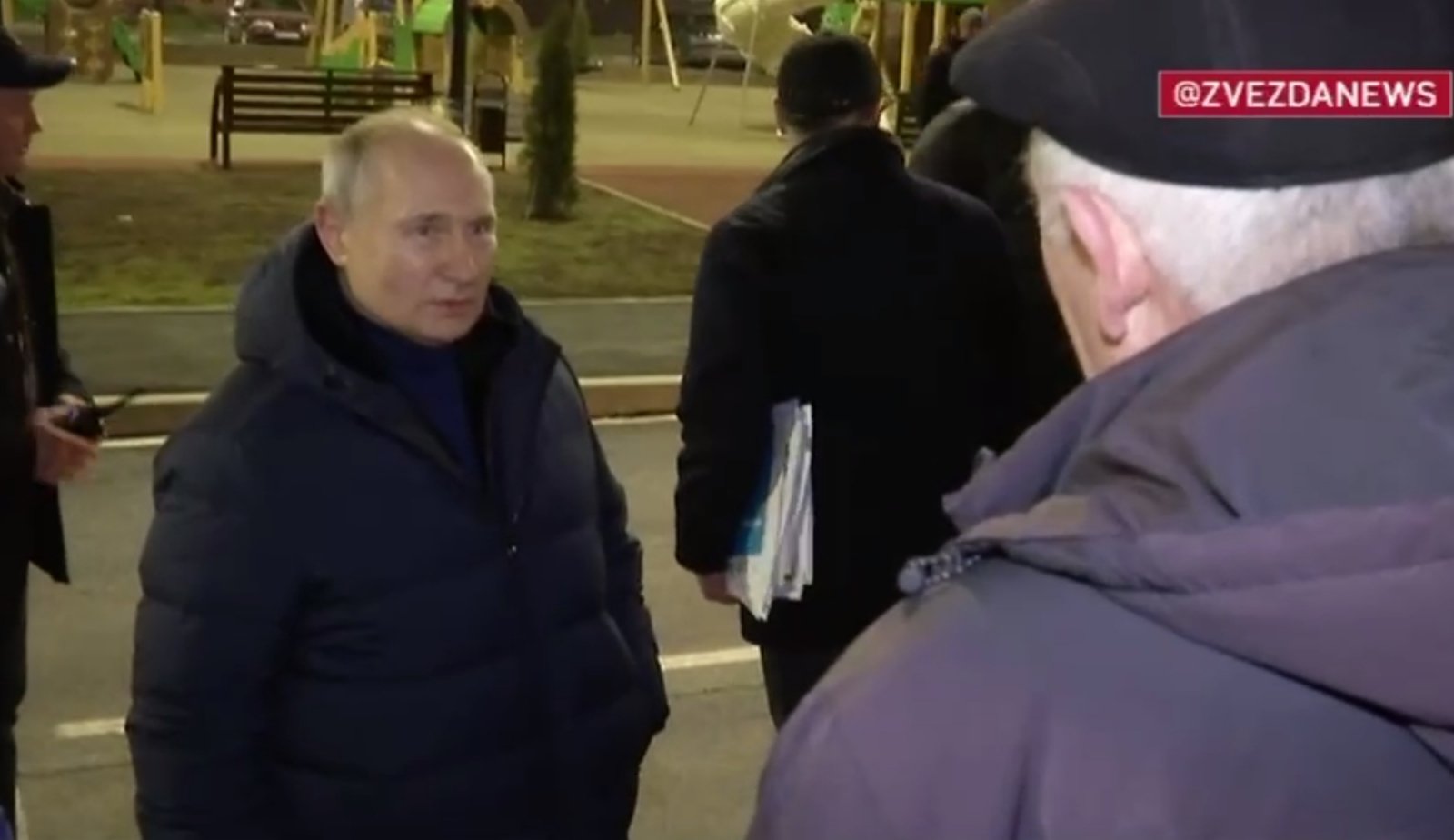 Dėl fone nuskambėjusių žodžių – sumaištis tarp Putiną lydėjusių asmenų